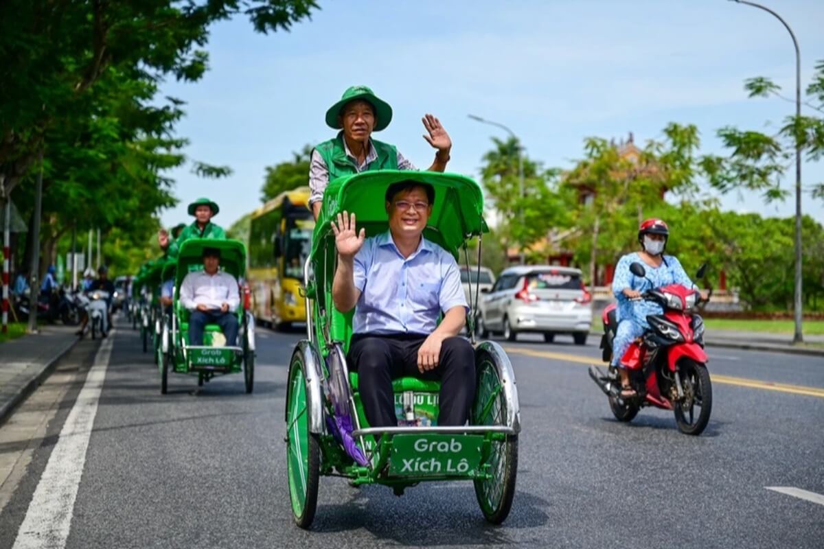 ベトナム初のGrabシクロ、フエで試験運用開始
