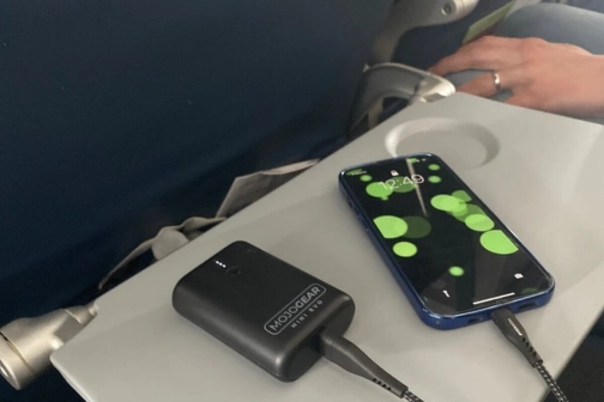 リチウム搭載モバイルバッテリー、ベトナム航空が機内使用を全面禁止