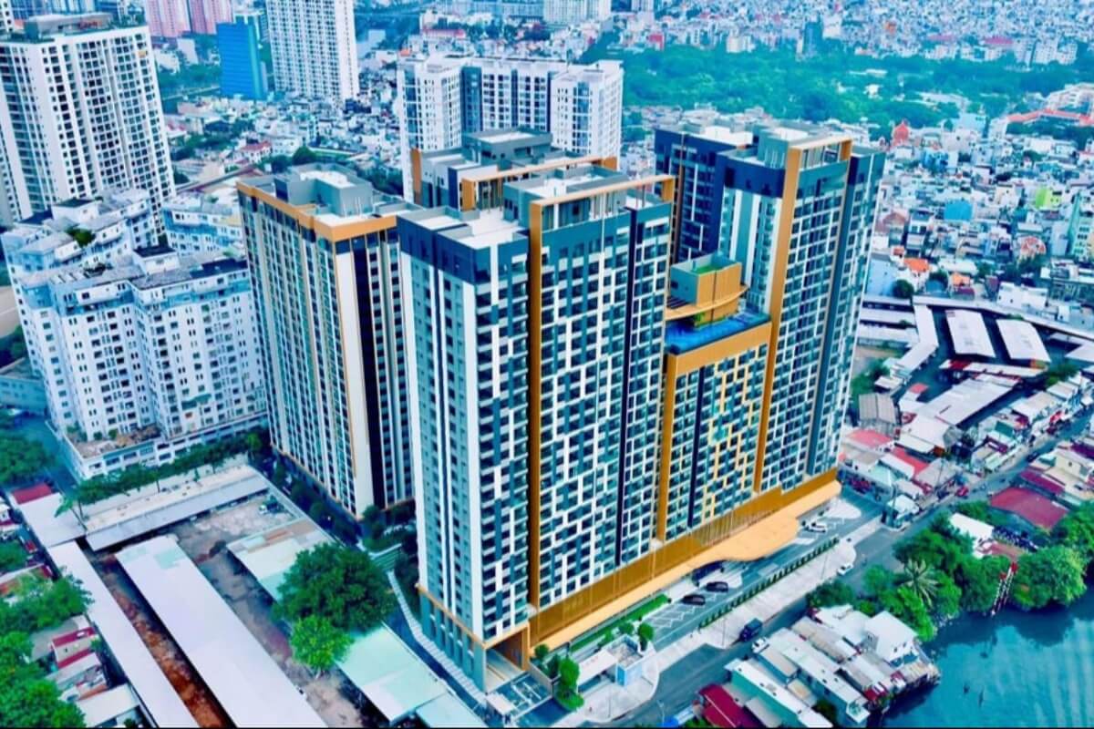 ホーチミンの新築マンション、過半数が1㎡あたり1億ドン超