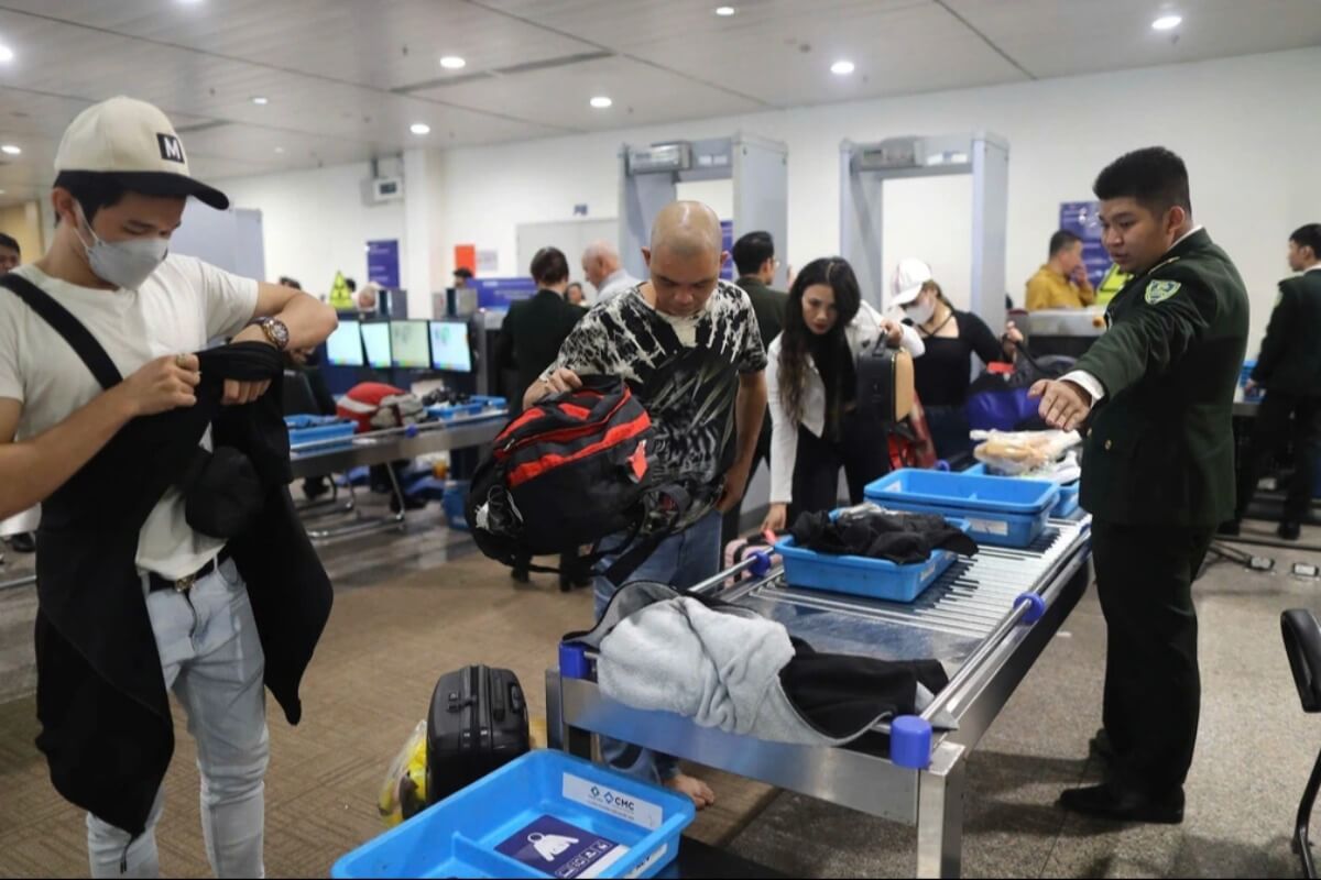 ロンタイン空港には最新保安検査を導入、靴を脱がずに通過可能へ