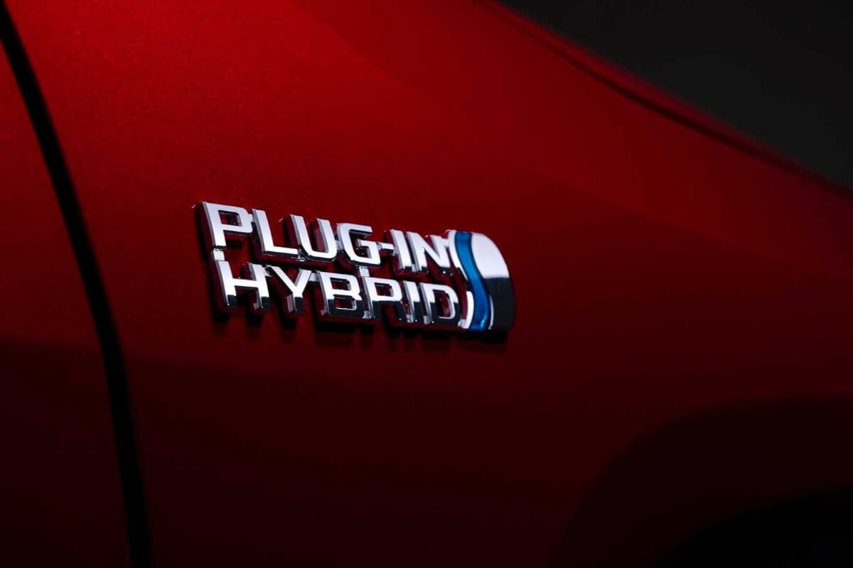 ハイブリッド車市場に熱気、VinFastが新たな一手を模索