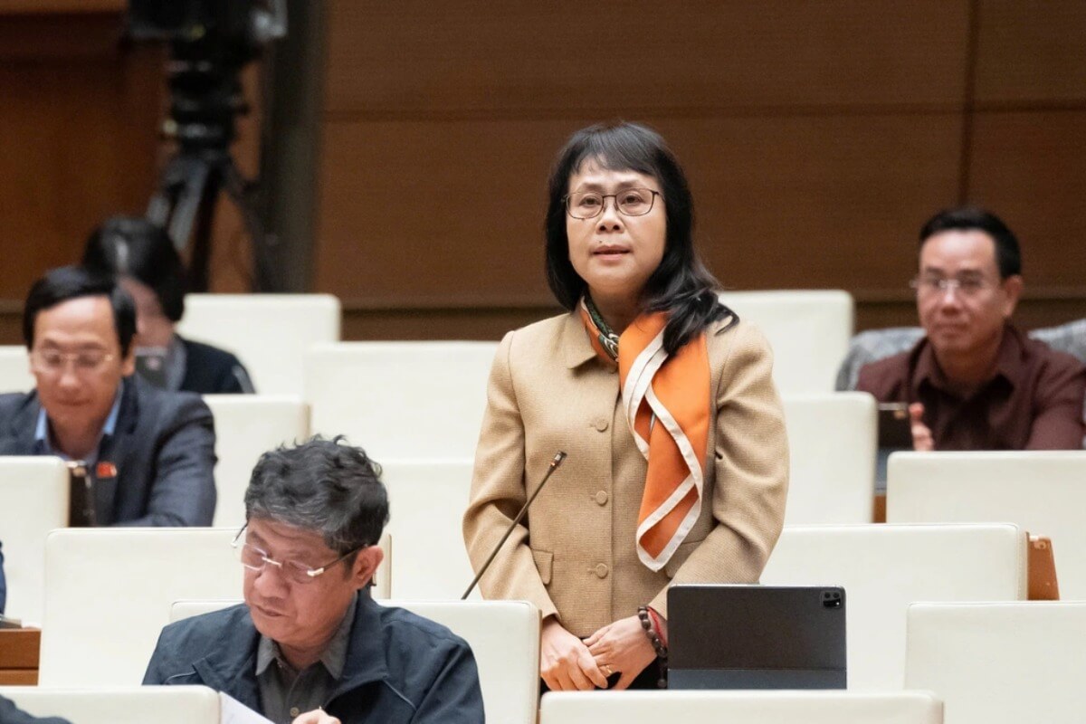 個人事業主への課税基準、年商2億ドンに国会で批判相次ぐ