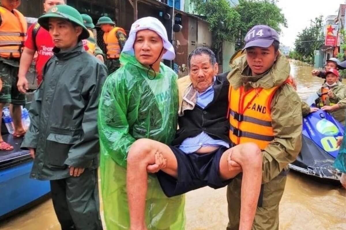 中部豪雨で91人死亡、経済損失は13兆ドン超