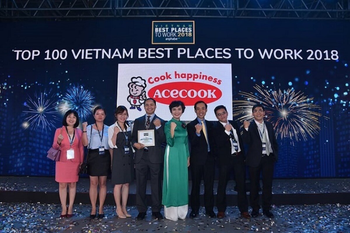 エースコック・ベトナム、職場ランキングに10年連続で選出