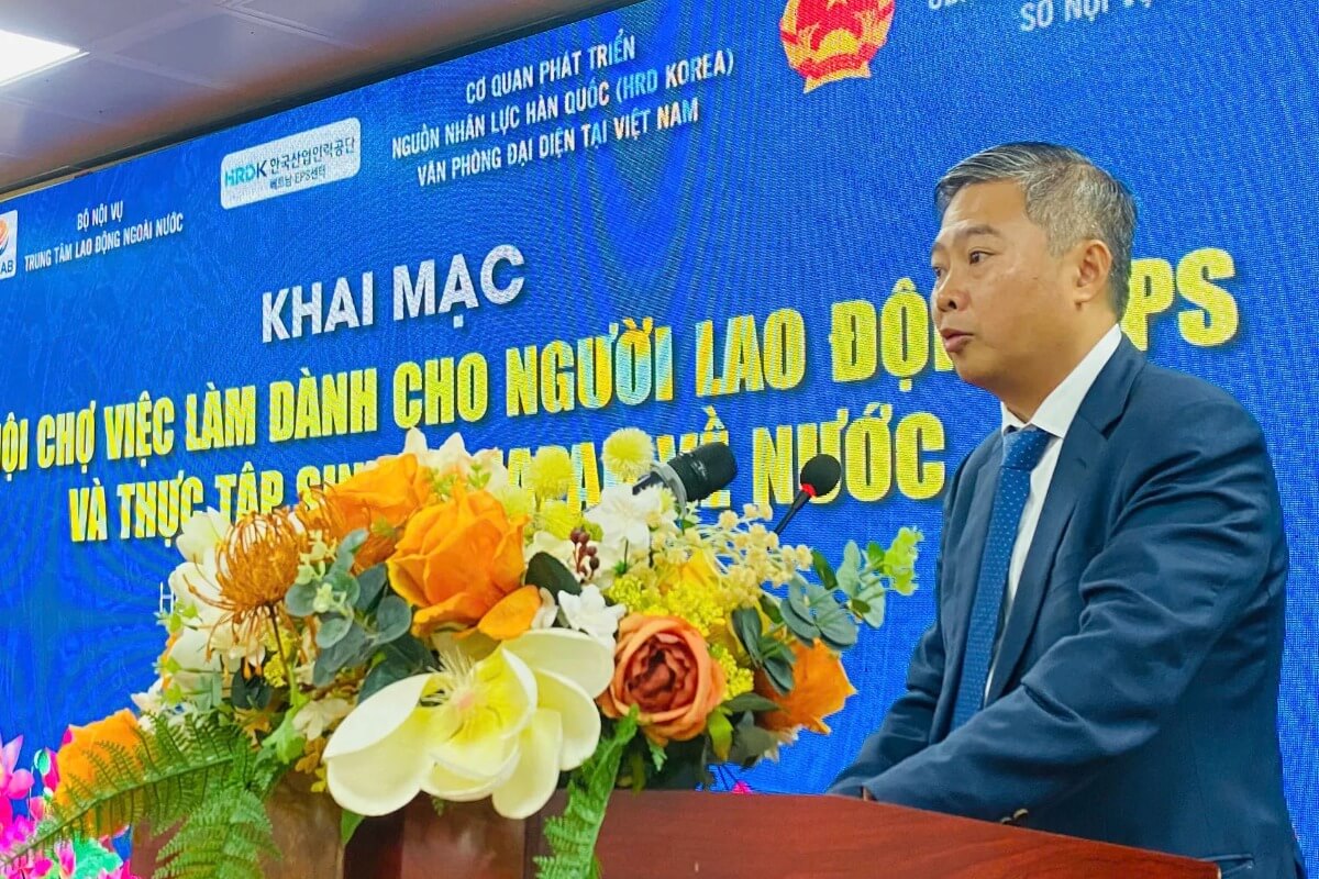 日韓での就労経験者を狙う企業、外国語能力を高く評価