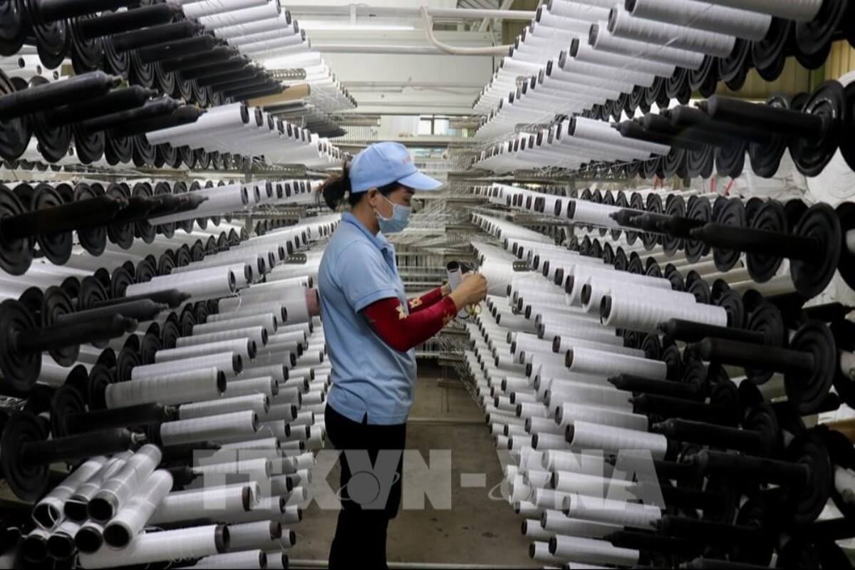 ベトナム製造業、悪天候の影響下でも成長を維持