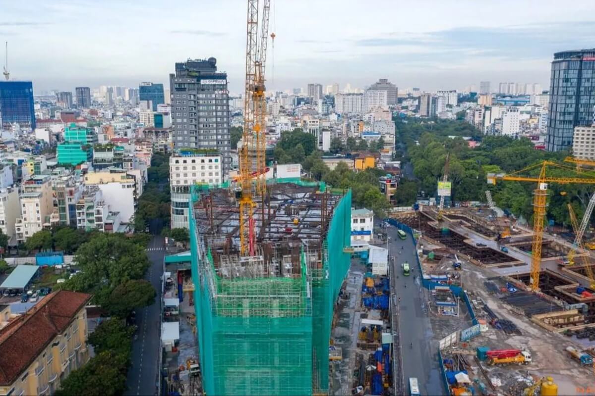 中国不動産バブルと類似、ベトナムの高級不動産市場