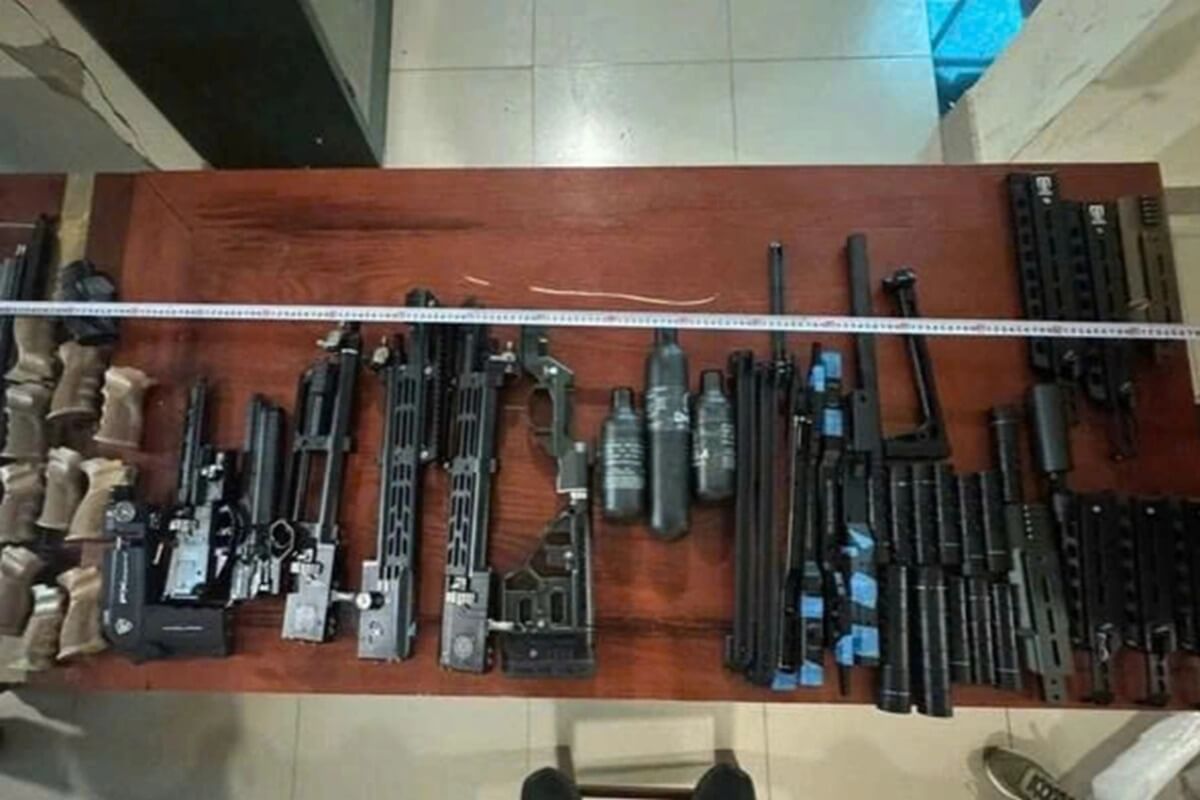 大量の銃器部品をハノイに密輸、長距離バスの貨物室で発見