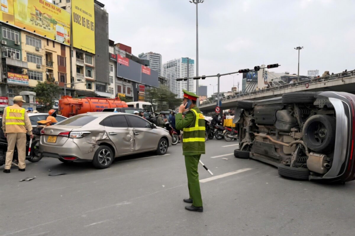 ハノイで発生した多重事故、運転手から薬物反応陽性