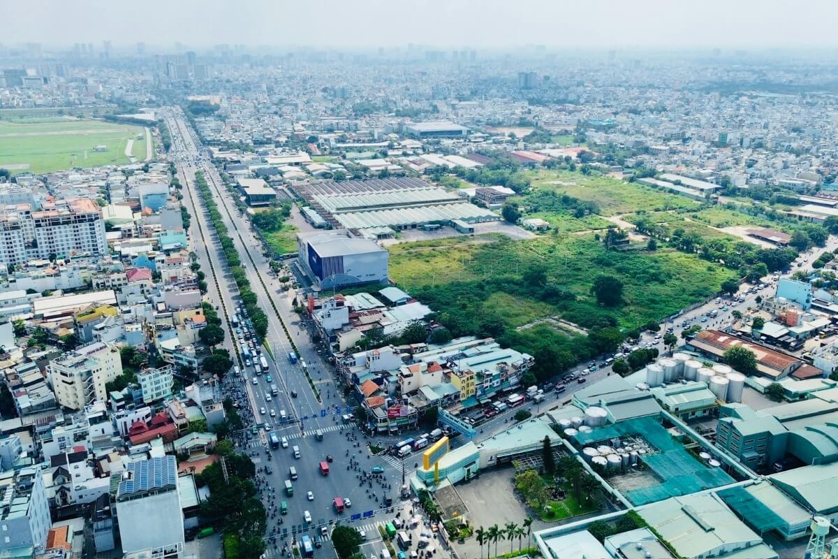 ホーチミンのメトロ2号線、延伸を含む路線変更案を承認