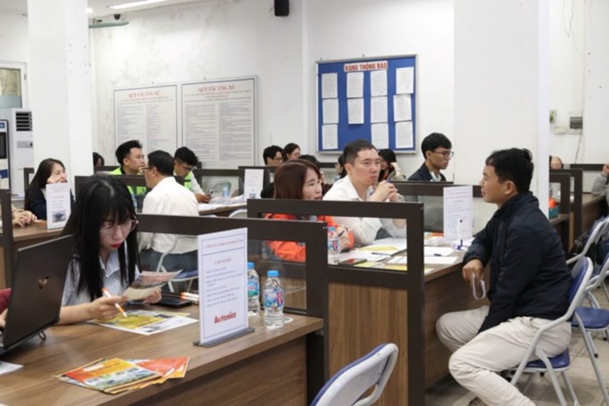 日本・韓国における住宅購入、技能実習生の定住志向が顕在化