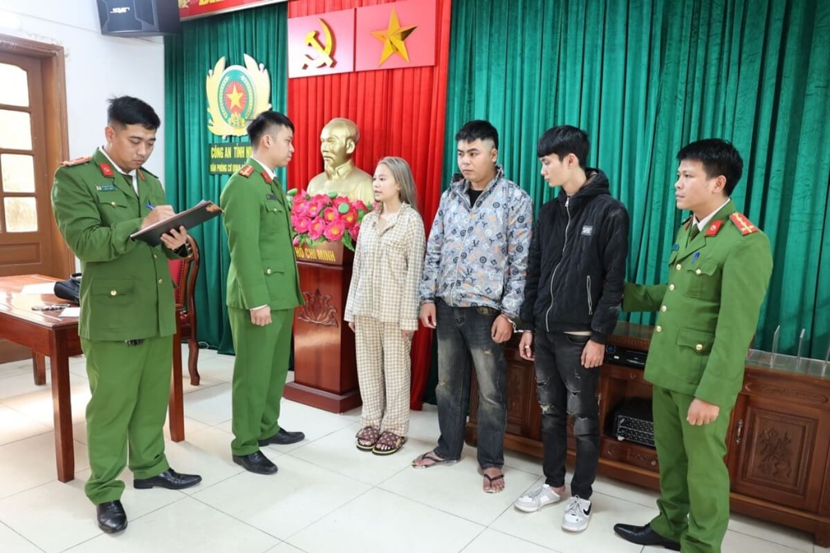 未成年少女をカラオケに売却、人身売買で3人を逮捕