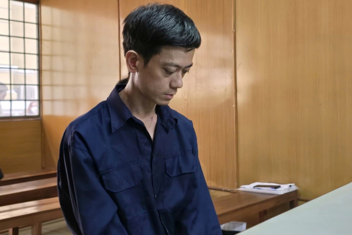 叱責に強い不満を抱えた男、上司に酸を投げ懲役20年