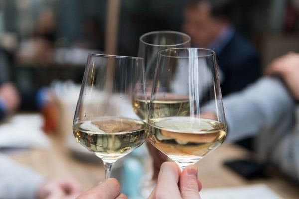 【2月限定】1時間ワイン飲み放題が29万9000ドン!