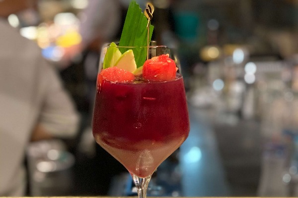 火曜日はサングリアの日!2杯注文で1杯無料