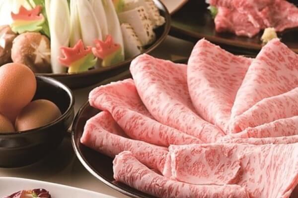 月曜日〜木曜日限定！あの黒家のすき焼きが50万ドンOFF！！