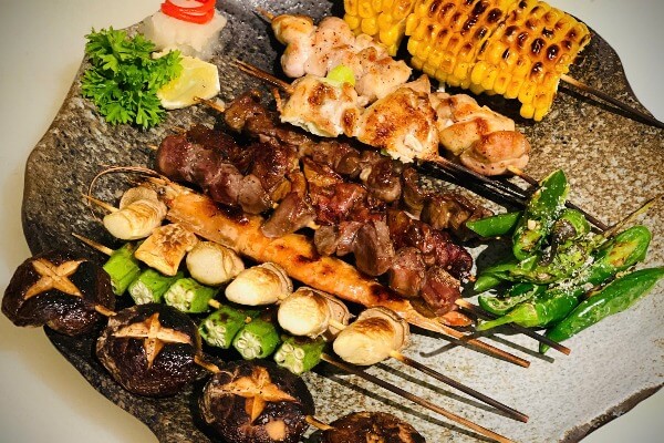 2時間29.9万ドンで飲み放題！ブイビエン唯一の和食店・暖