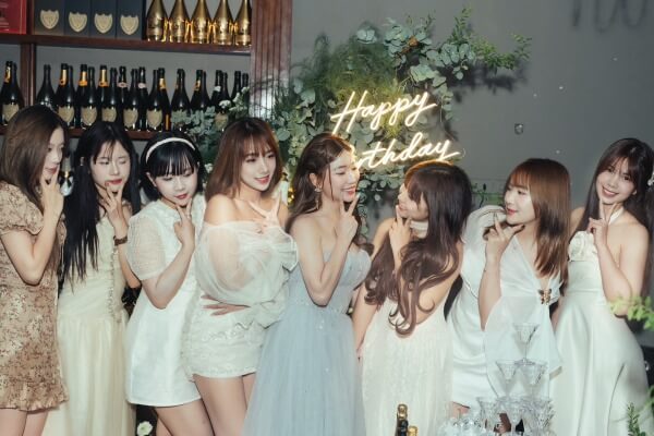 CLUB ZIZIが3周年！12月は会計10％OFF／ボトルサービス／5〜6日はイベント！！