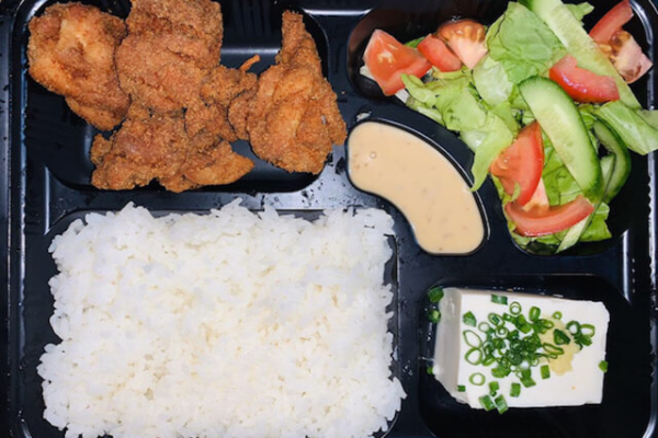 おふくろ亭のデリバリー ハノイ ポステデリバリー