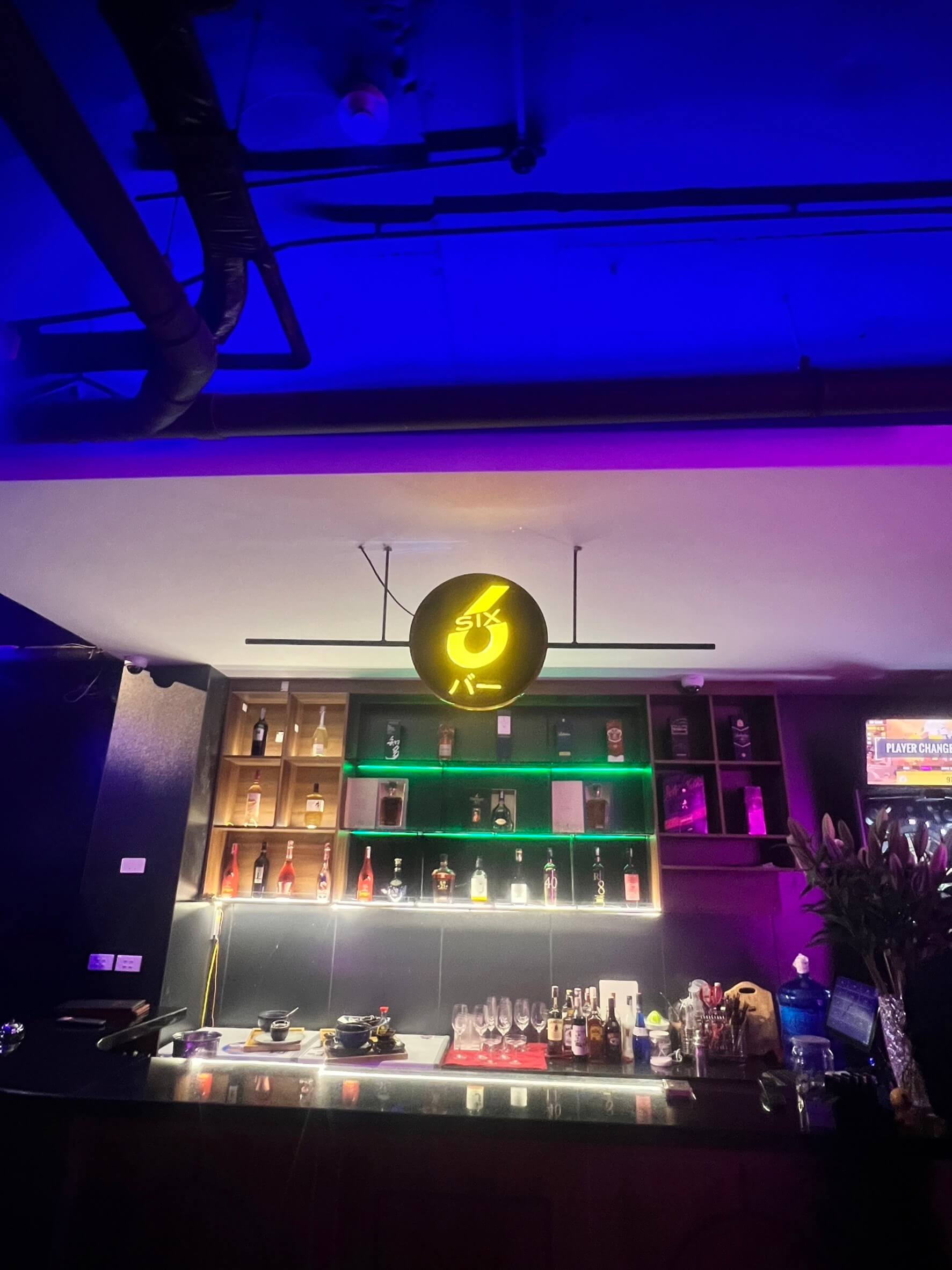 6バー（Six bar）