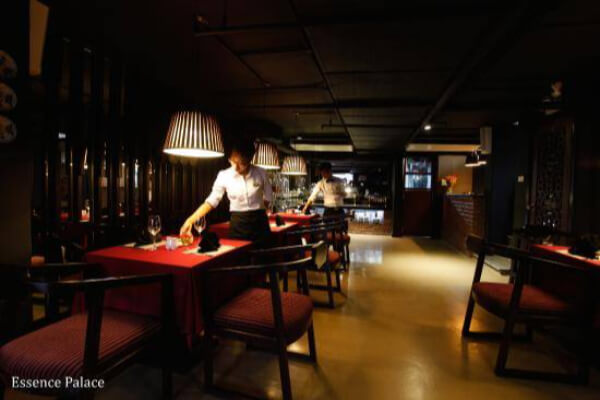 東屋マッサージ