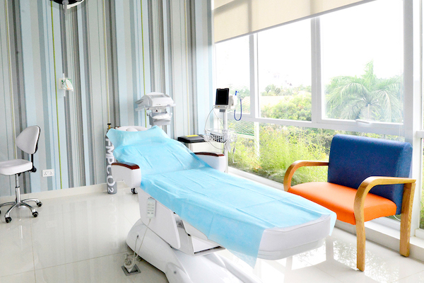 ファミリーメディカルプラクティス,ホーチミン,病院,日本語,日本人,1区