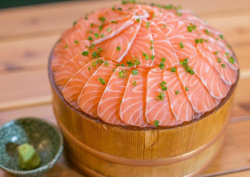 ハノイ,鈴の屋,もつ鍋,居酒屋,レストラン,日本食