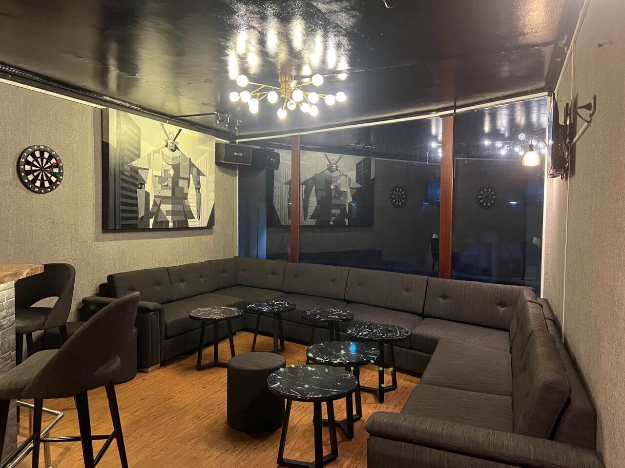 ハノイ,ナイトスポット,スナック,カラオケ,ガールズバー,ハイバーチュン