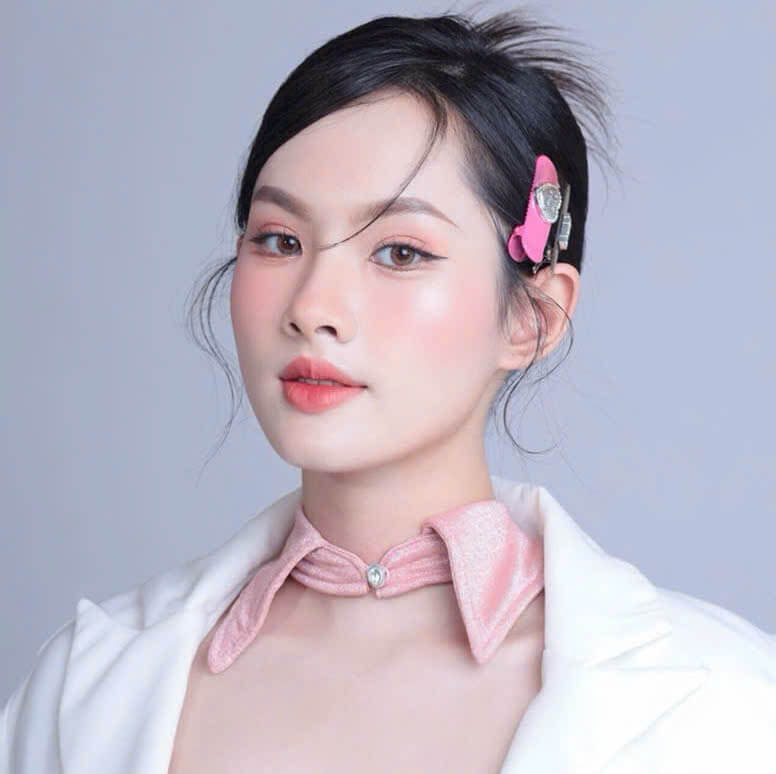 ダナン,カラオケ,ガールズバー,バー,夜遊び,harulounge,プレミアラウンジ