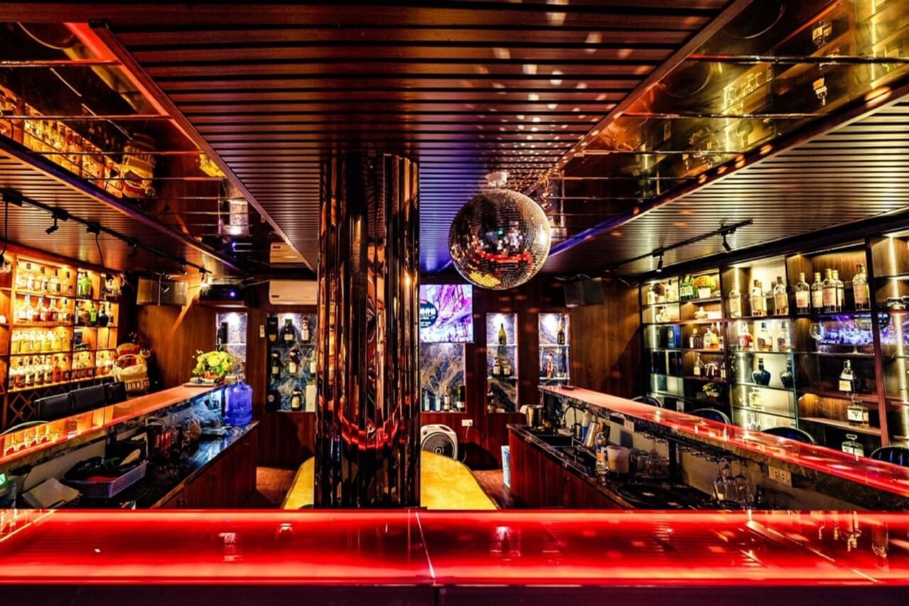 ハノイ,リンラン,カラオケ,ガールズバー,ドリス,Doris,持ち帰り