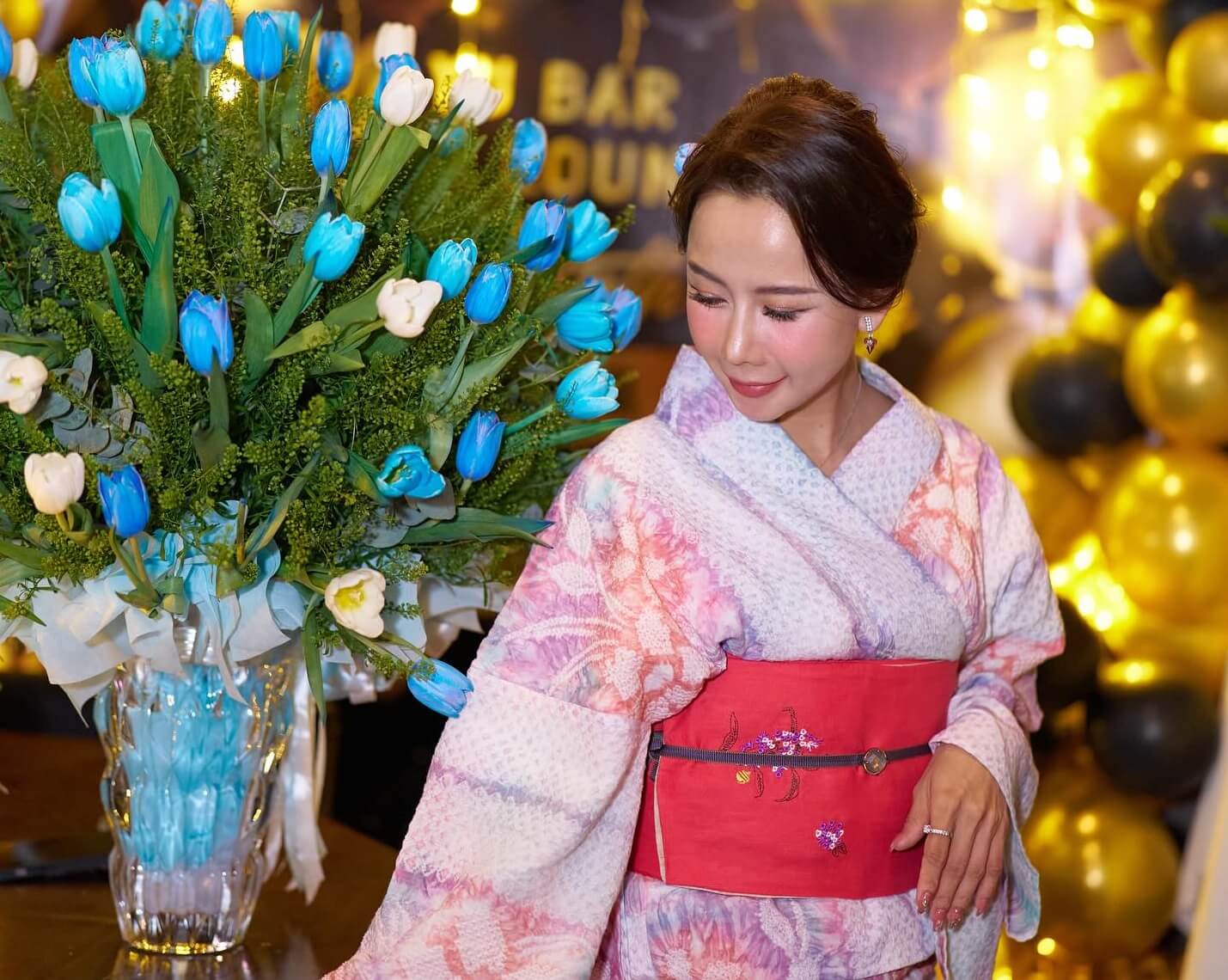 YUBAR&LOUNGE,ホーチミン,バー,ラウンジ,ガールズバー,ユーバー,レタントン,1区