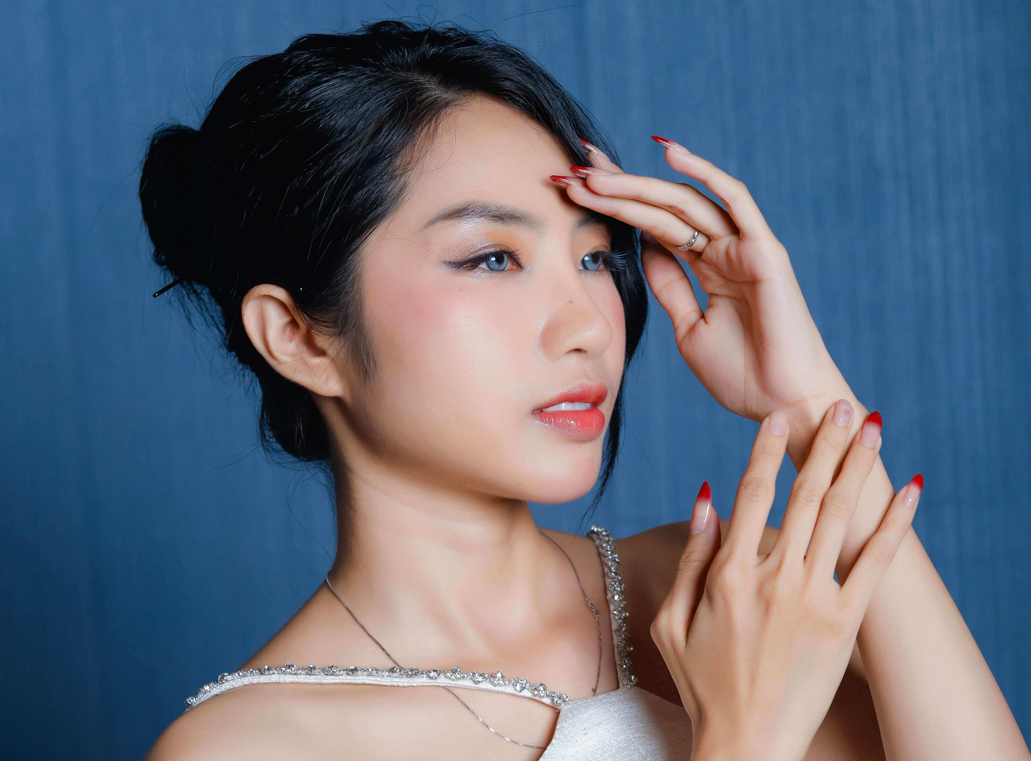 ホーチミン,レタントン,カラオケ,KTV,あおざい,AoDai,女の子,接待,かわいい,