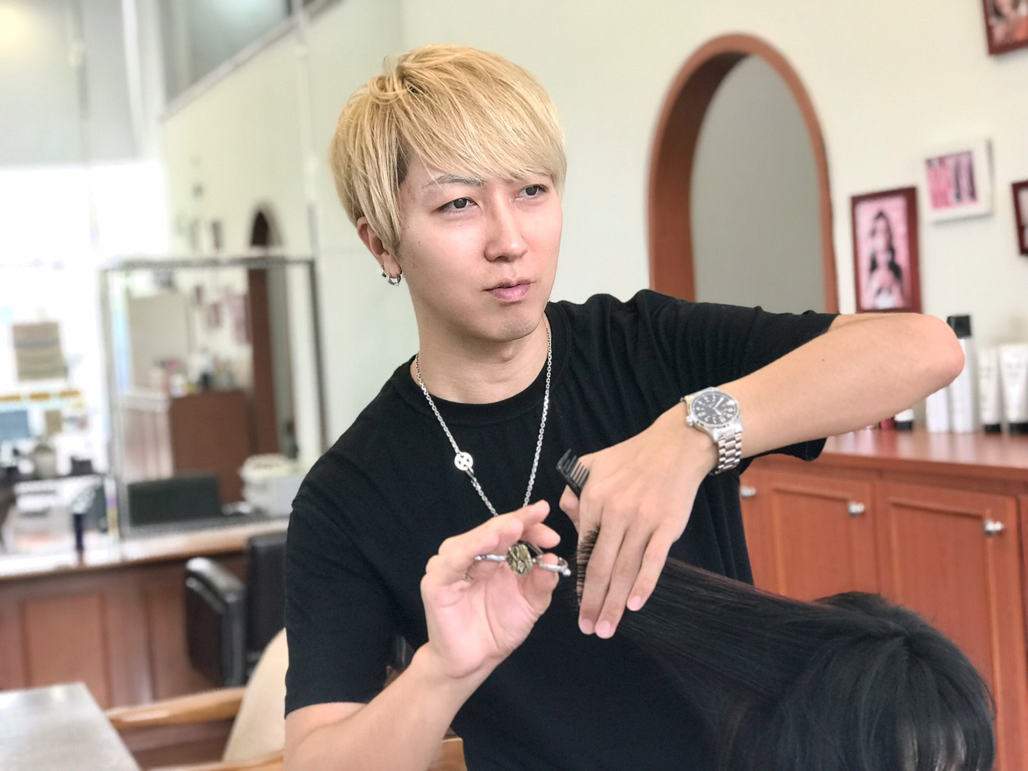 ハノイ,美容室,aube,オーブ,美容院,カット,日本人,おすすめ