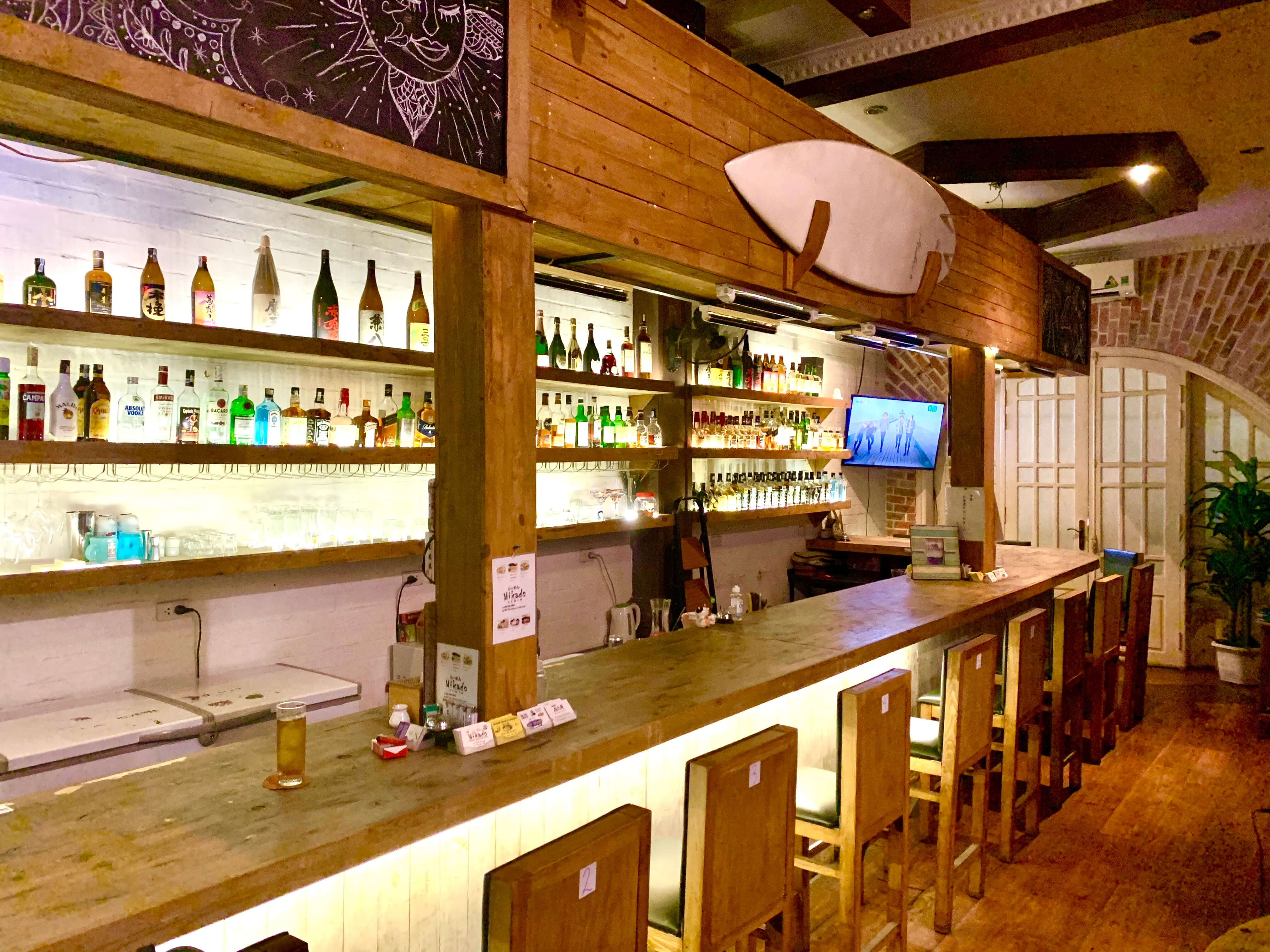 ハノイ,ガールズバー,レイフランジ,ドイカン酒場,バー