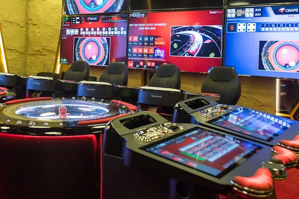 カジノ,日本人,クラブ88,グランドメルキュール,ダナン,ホテル