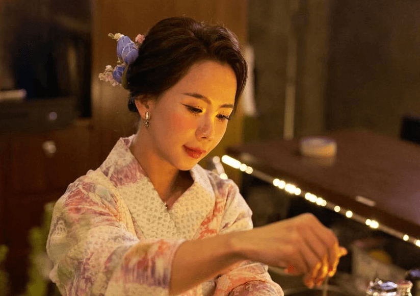 YUBAR&LOUNGE,ホーチミン,バー,ラウンジ,ガールズバー,ユーバー,レタントン,1区